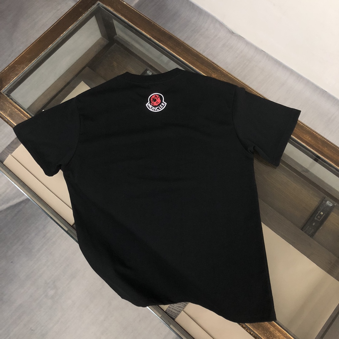 51_Moncler T-shirt