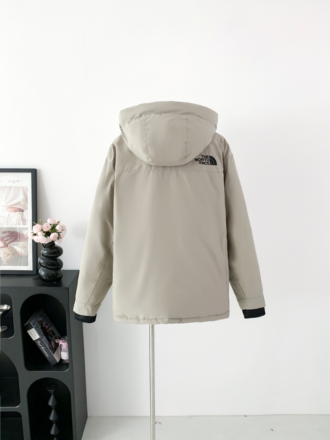 24_The North Face Down Jacket