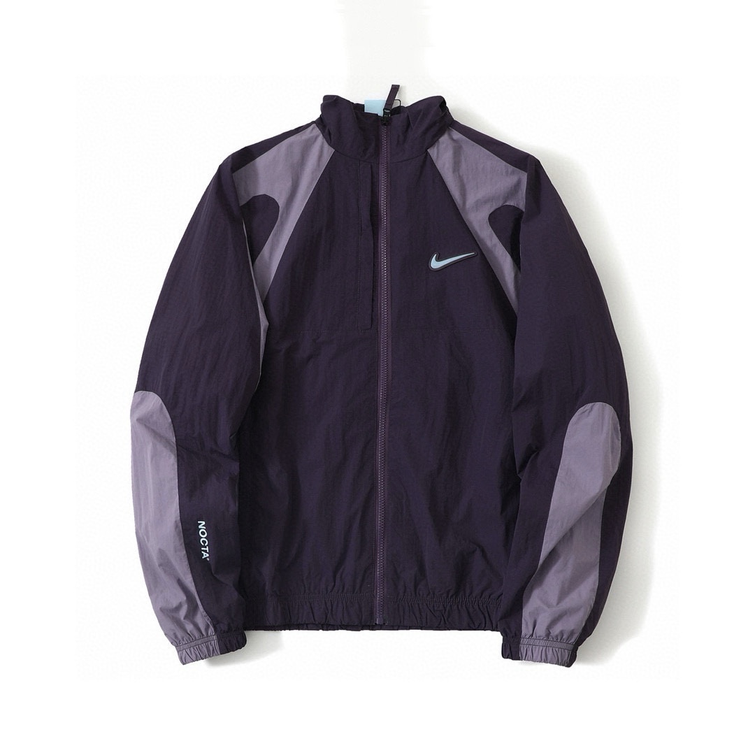 52_Nike Tracksuit