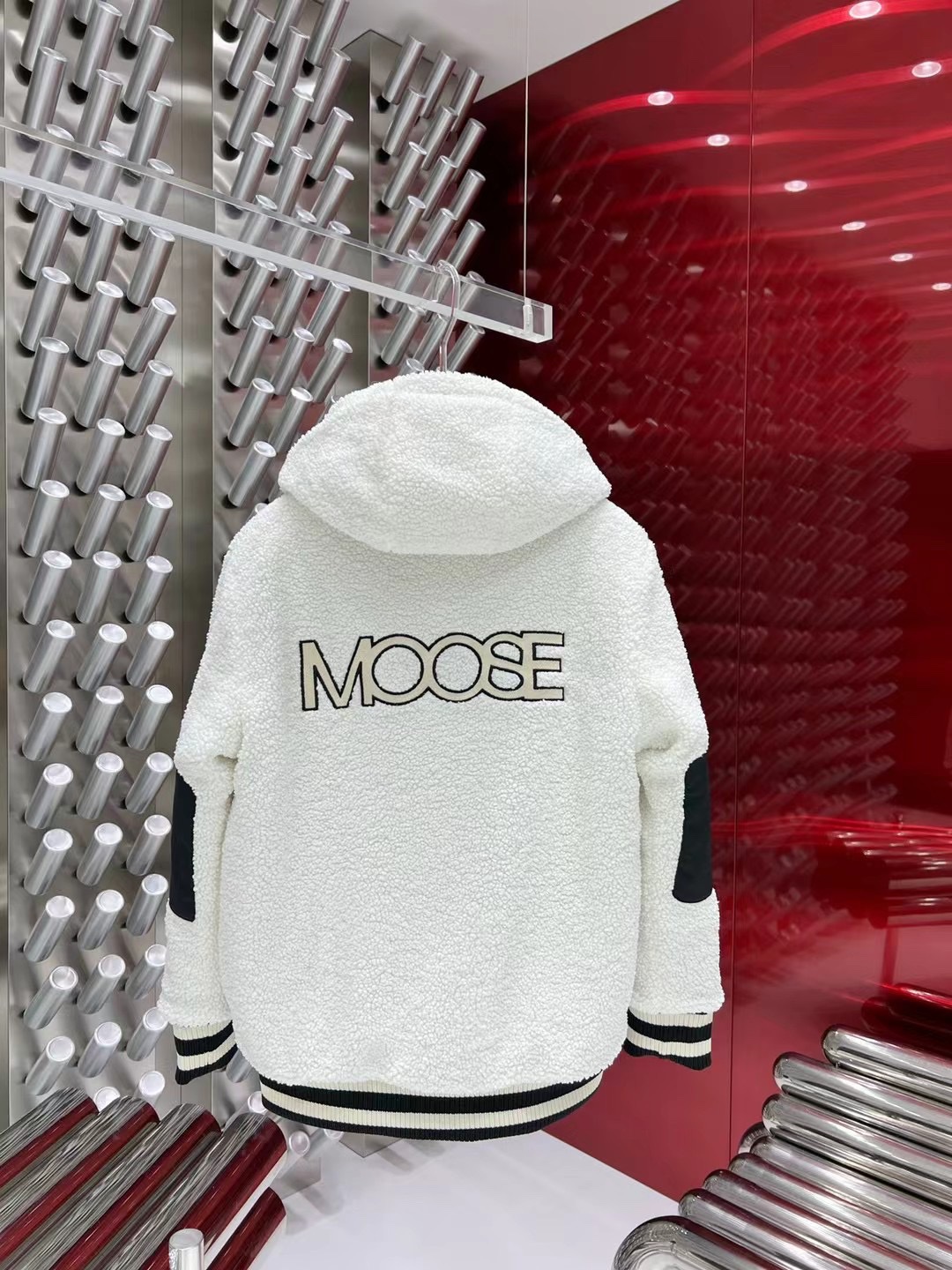 45_MOOSE KNUCKLES Down Jacket