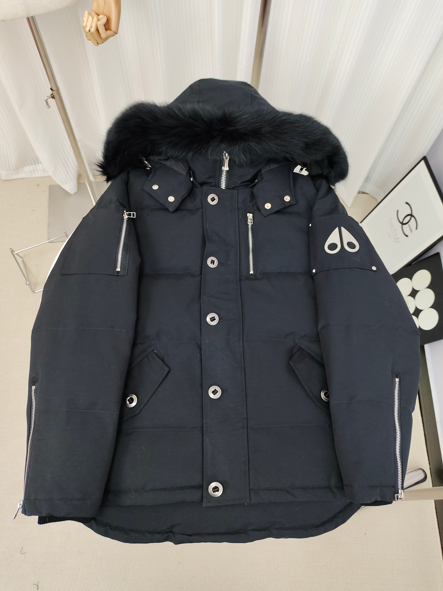 49_MOOSE KNUCKLES Down Jacket