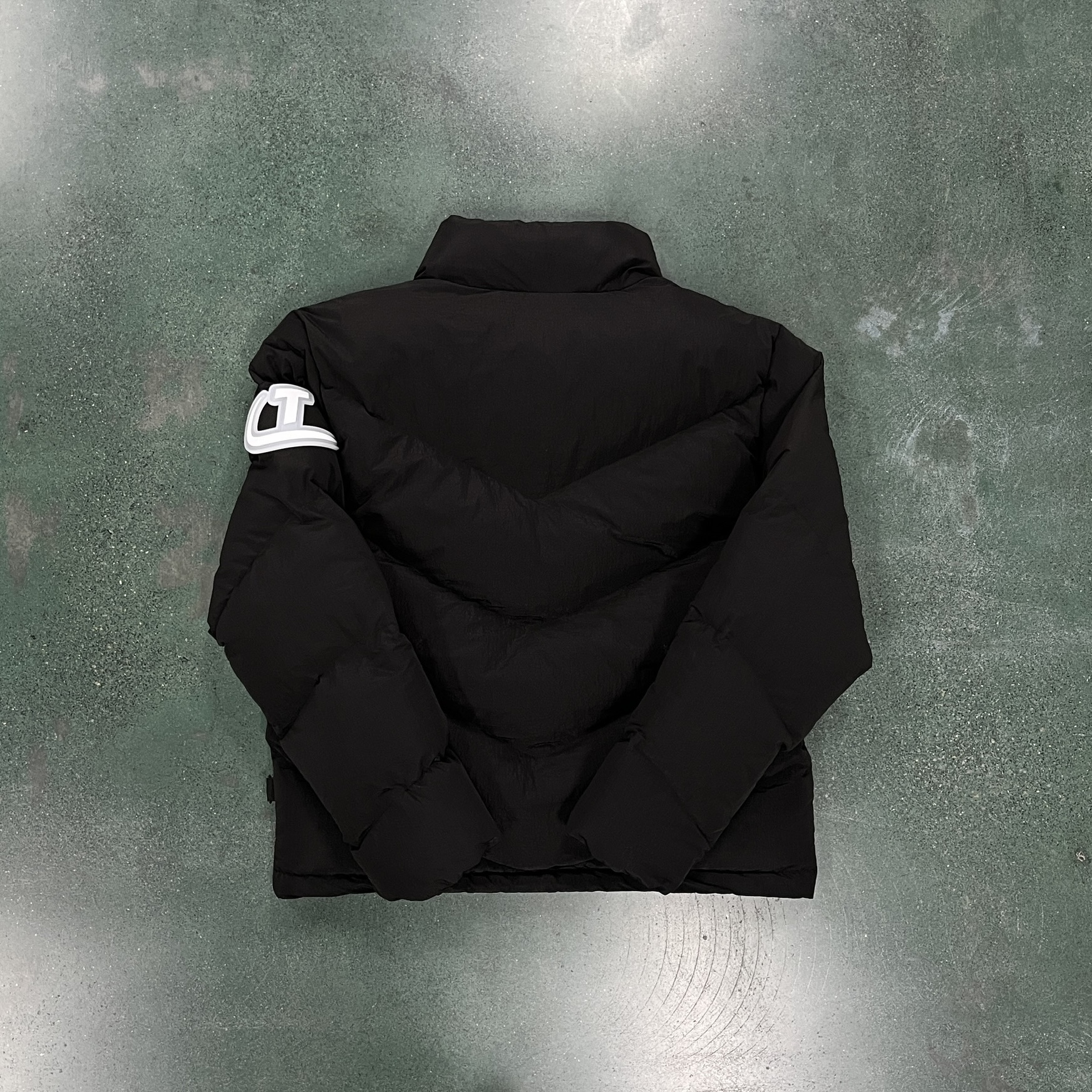 5_Trapstar Down Jacket
