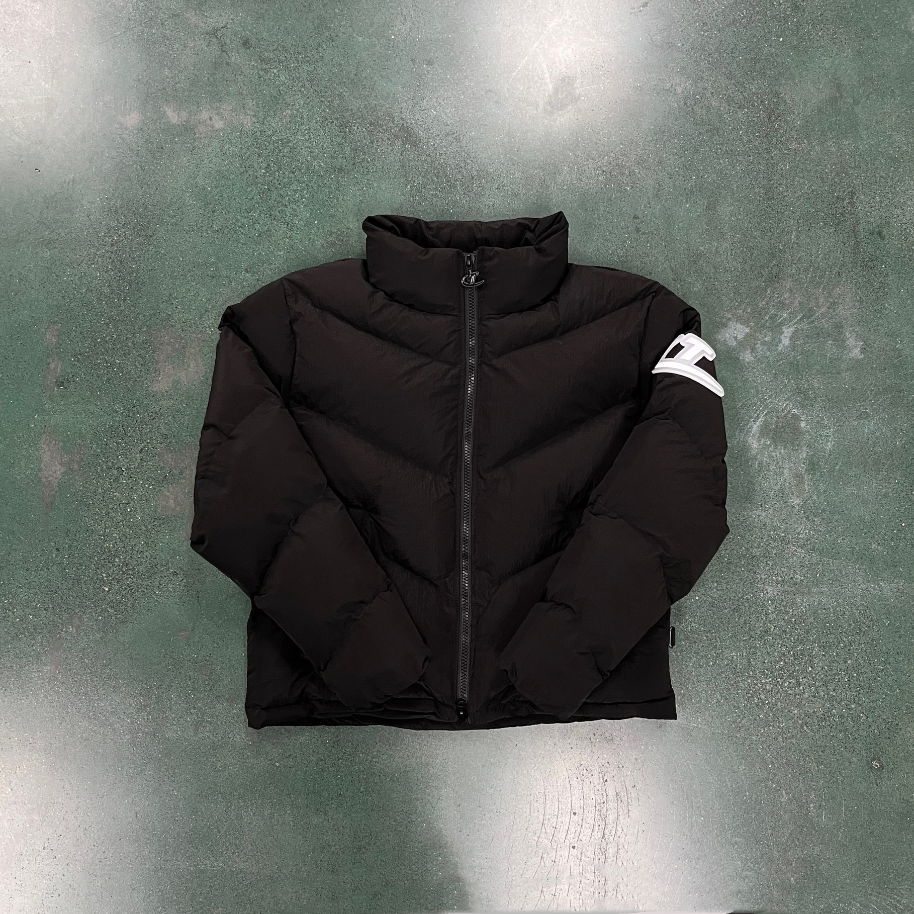 5_Trapstar Down Jacket