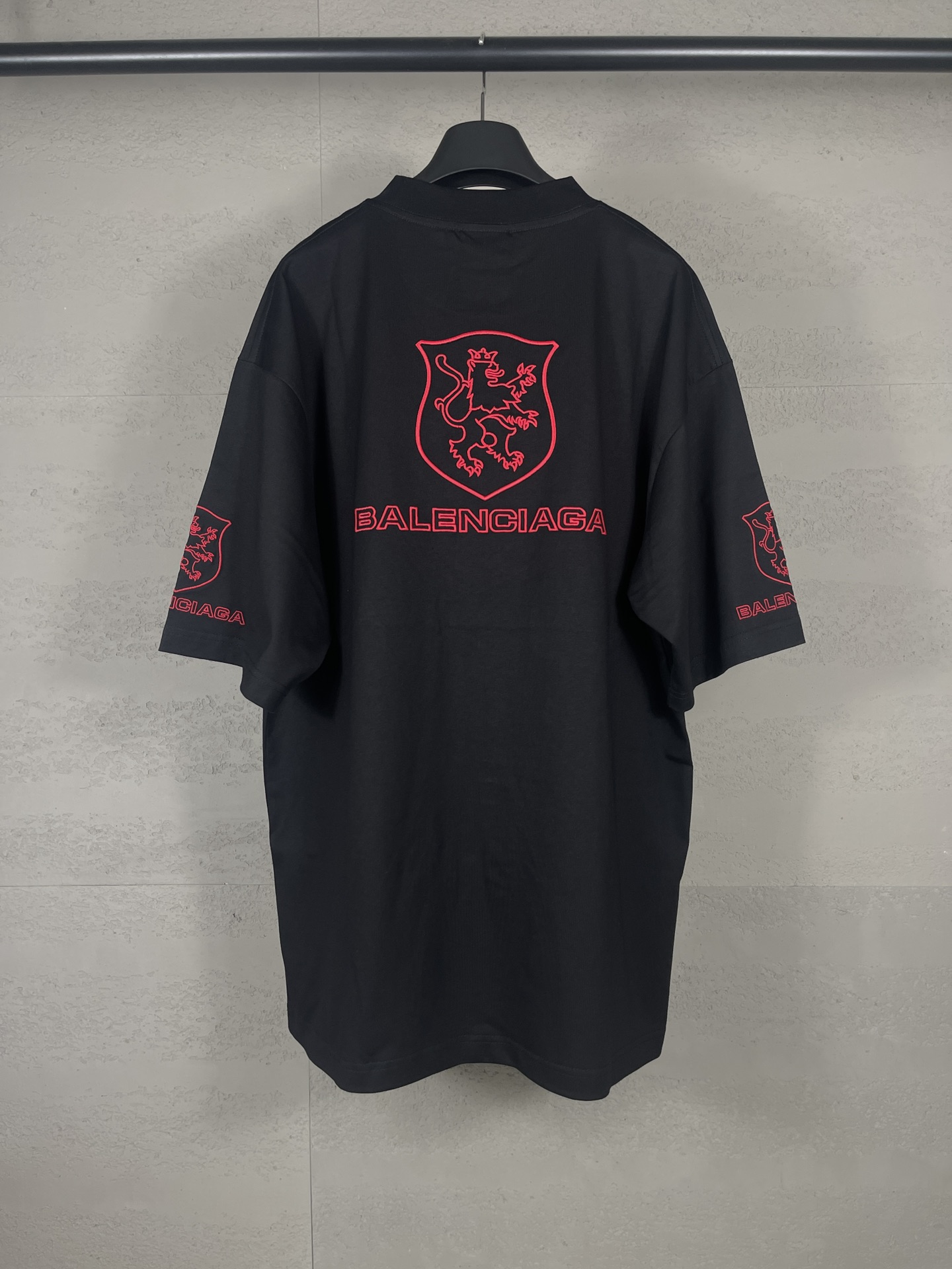 27_Balenciaga T-shirt