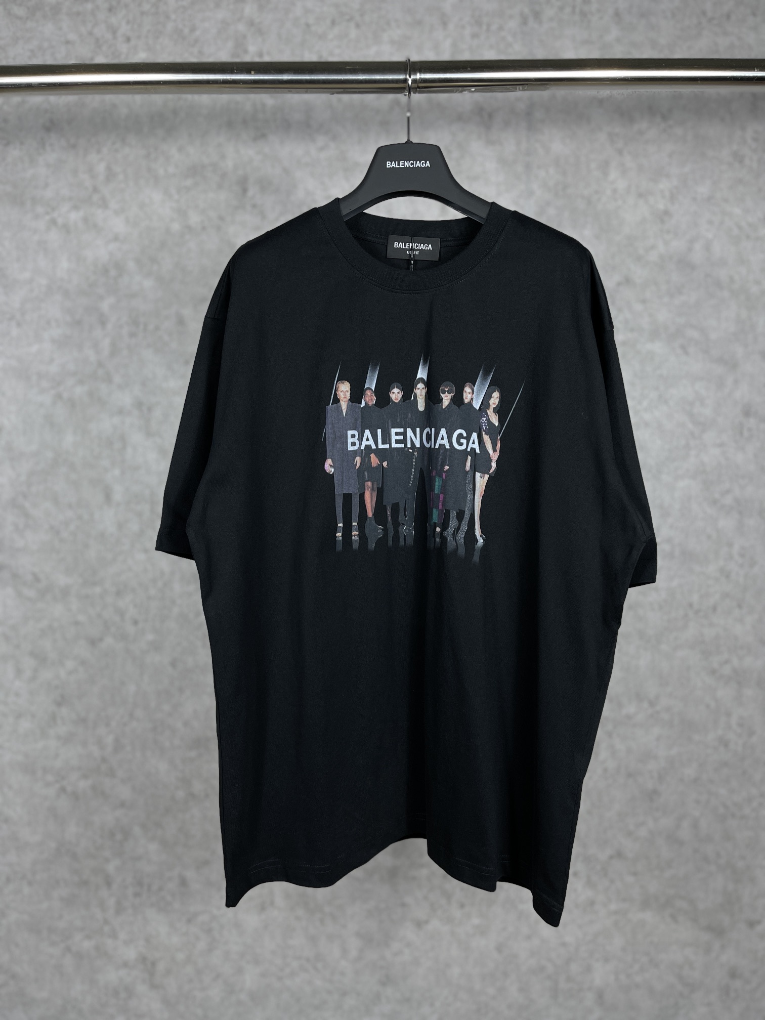 25_Balenciaga T-shirt