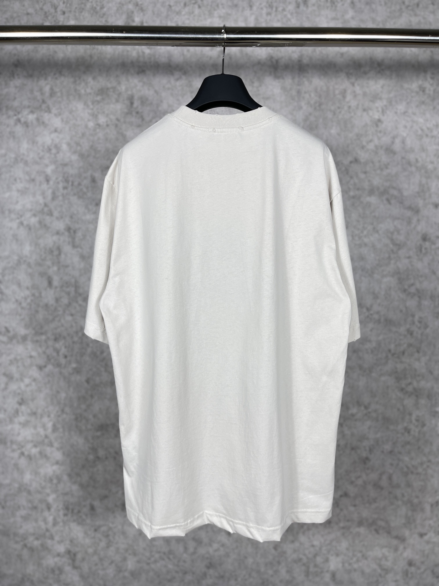 6_Balenciaga T-shirt