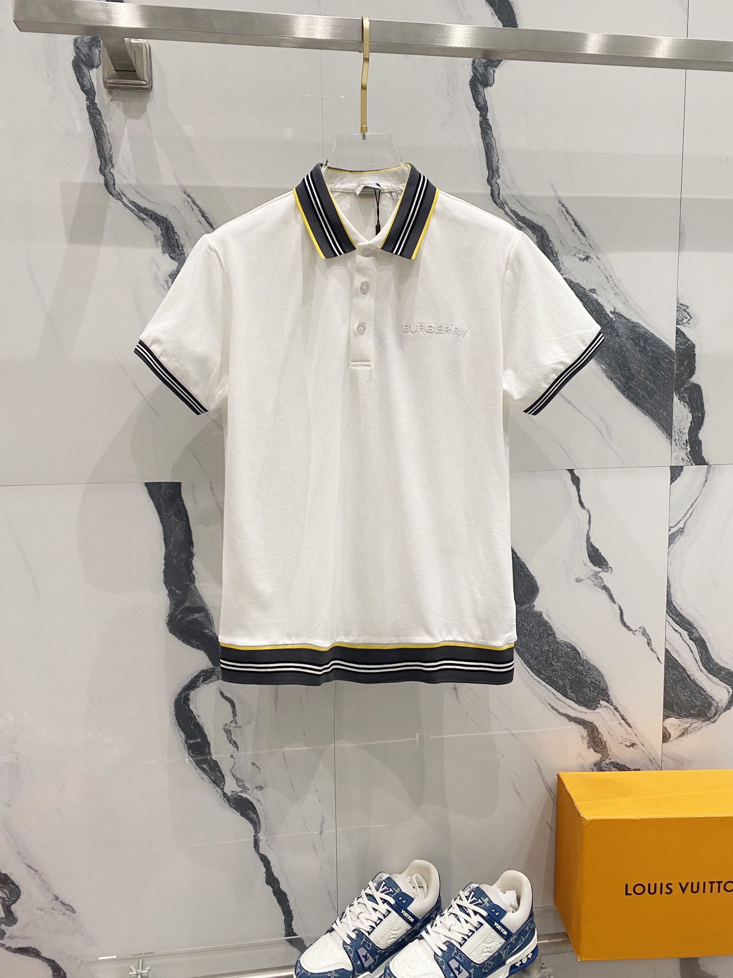 12_Burberry Polo