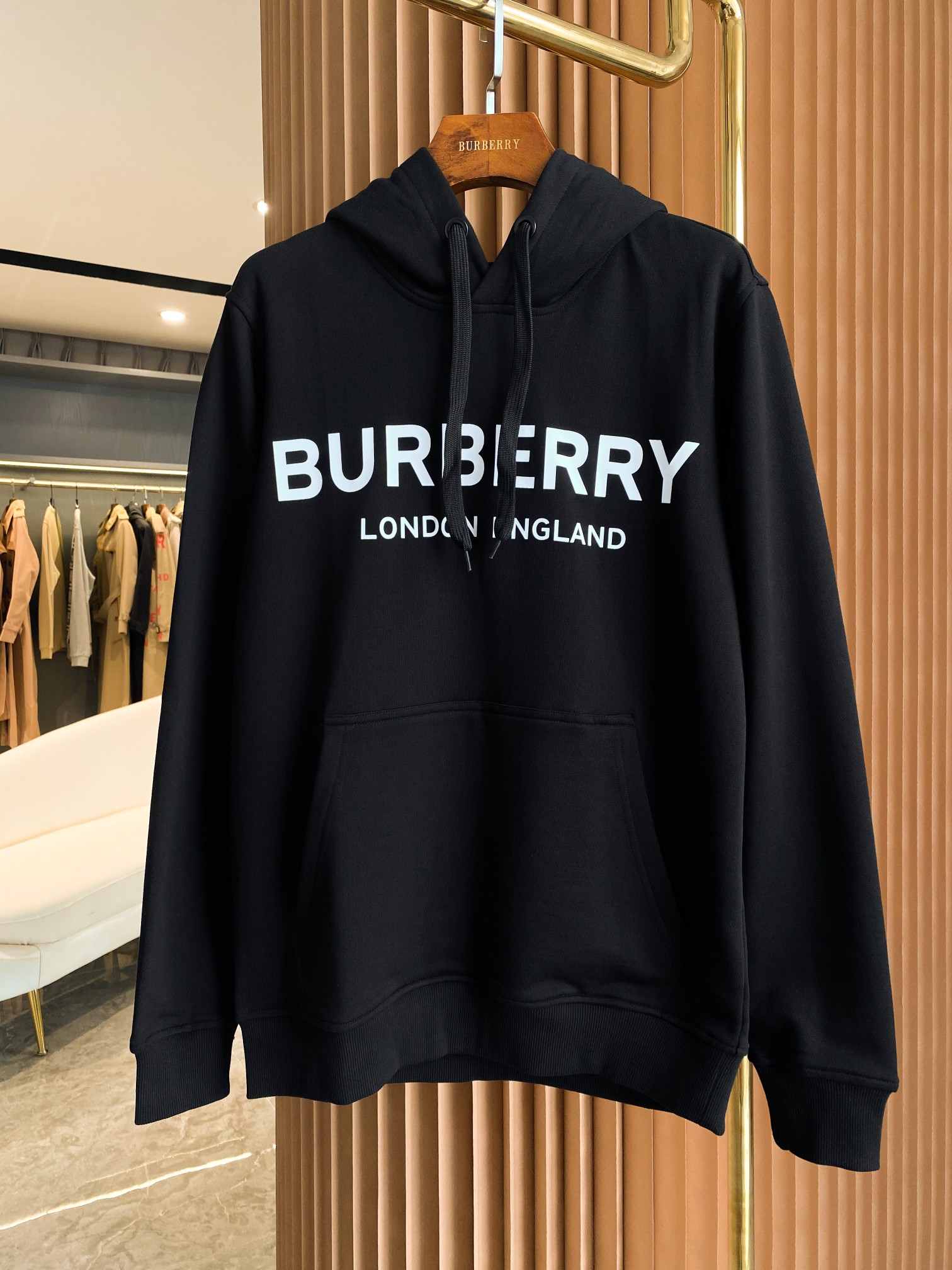 6_Burberry Hoodie