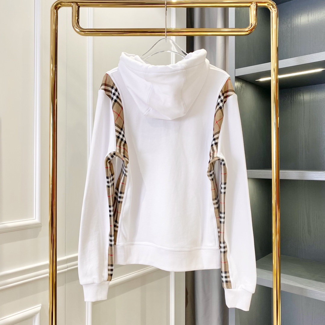 36_Burberry Tracksuit