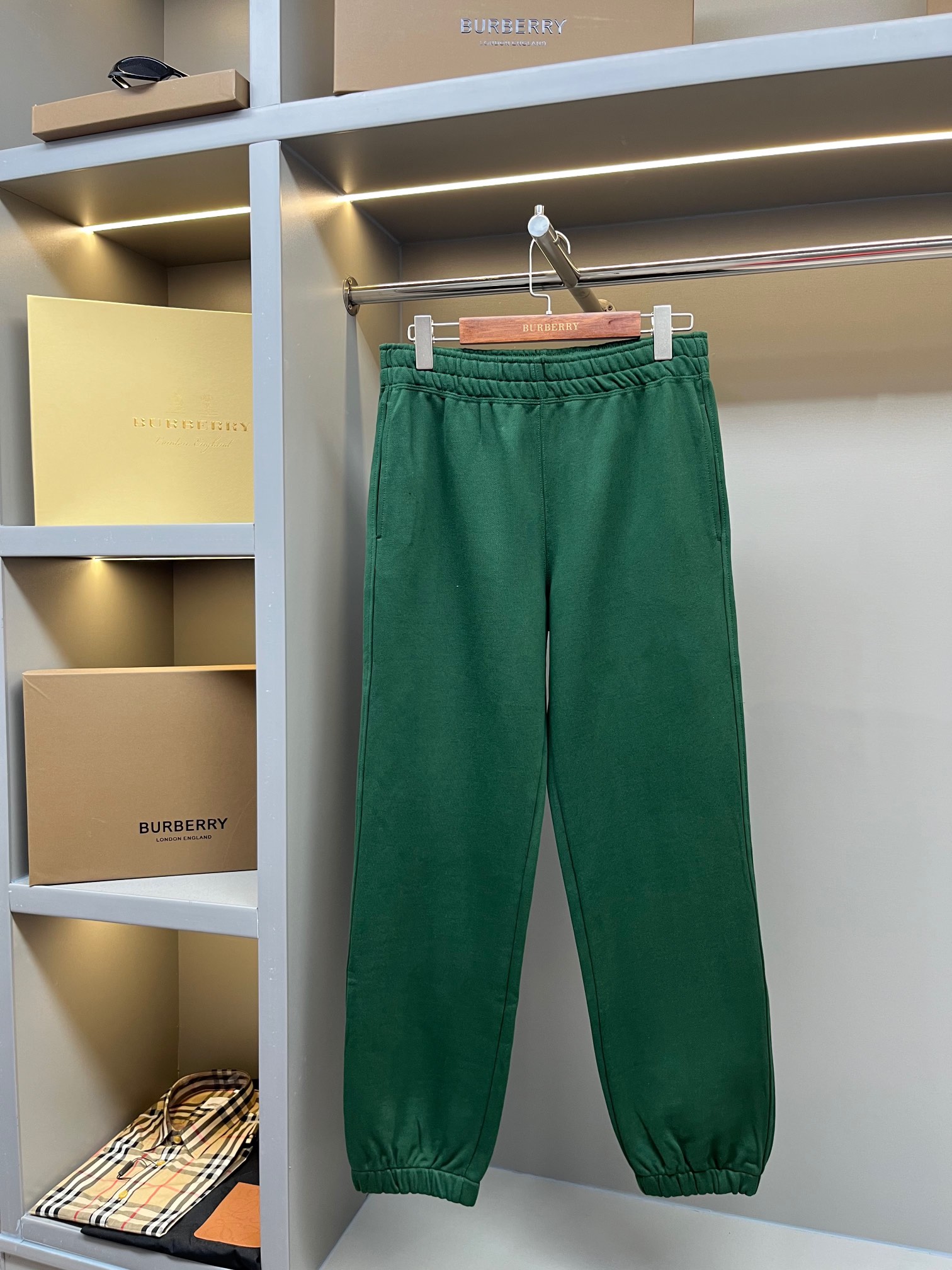 27_Burberry Tracksuit