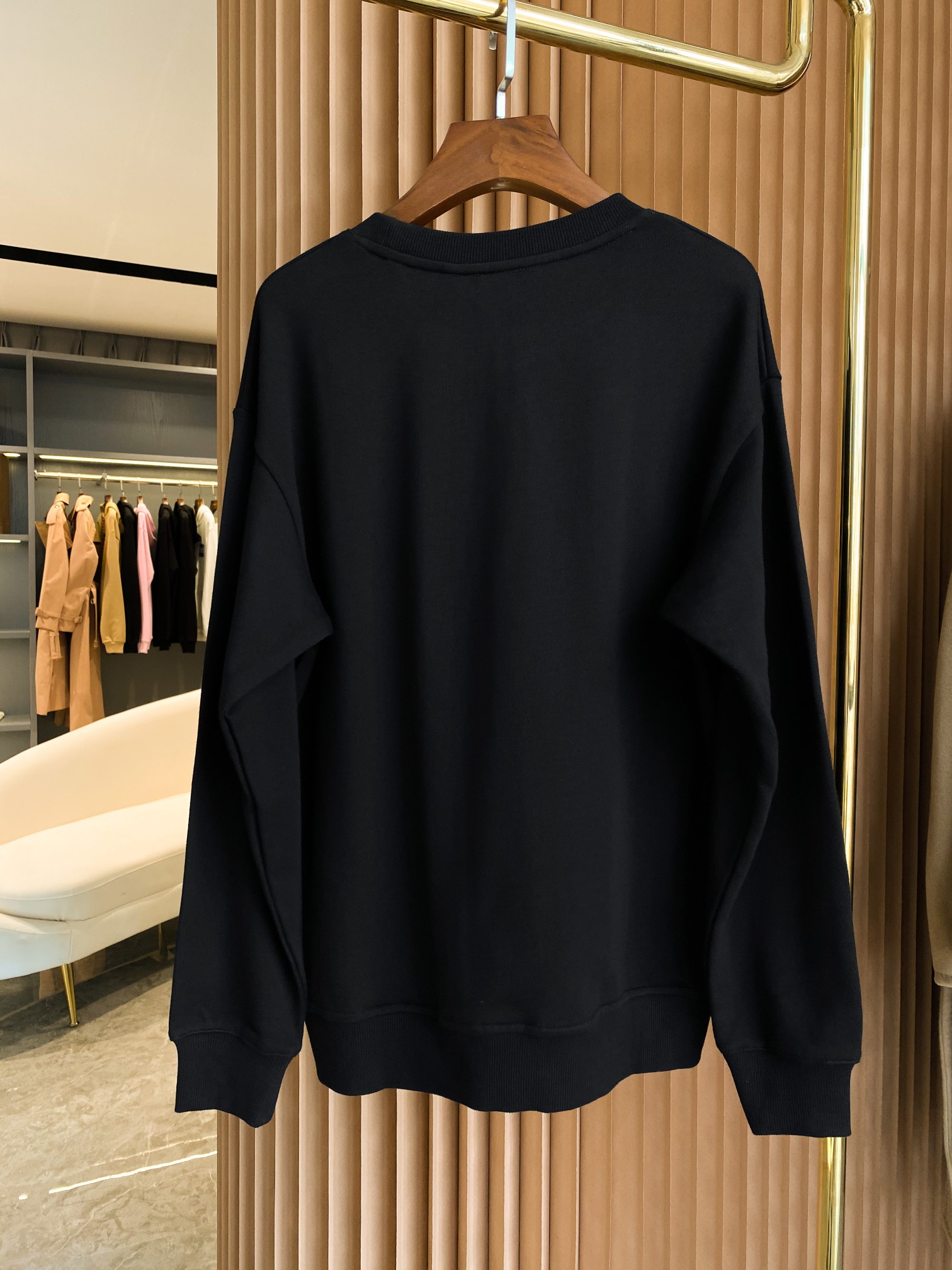 106_Burberry Crewneck