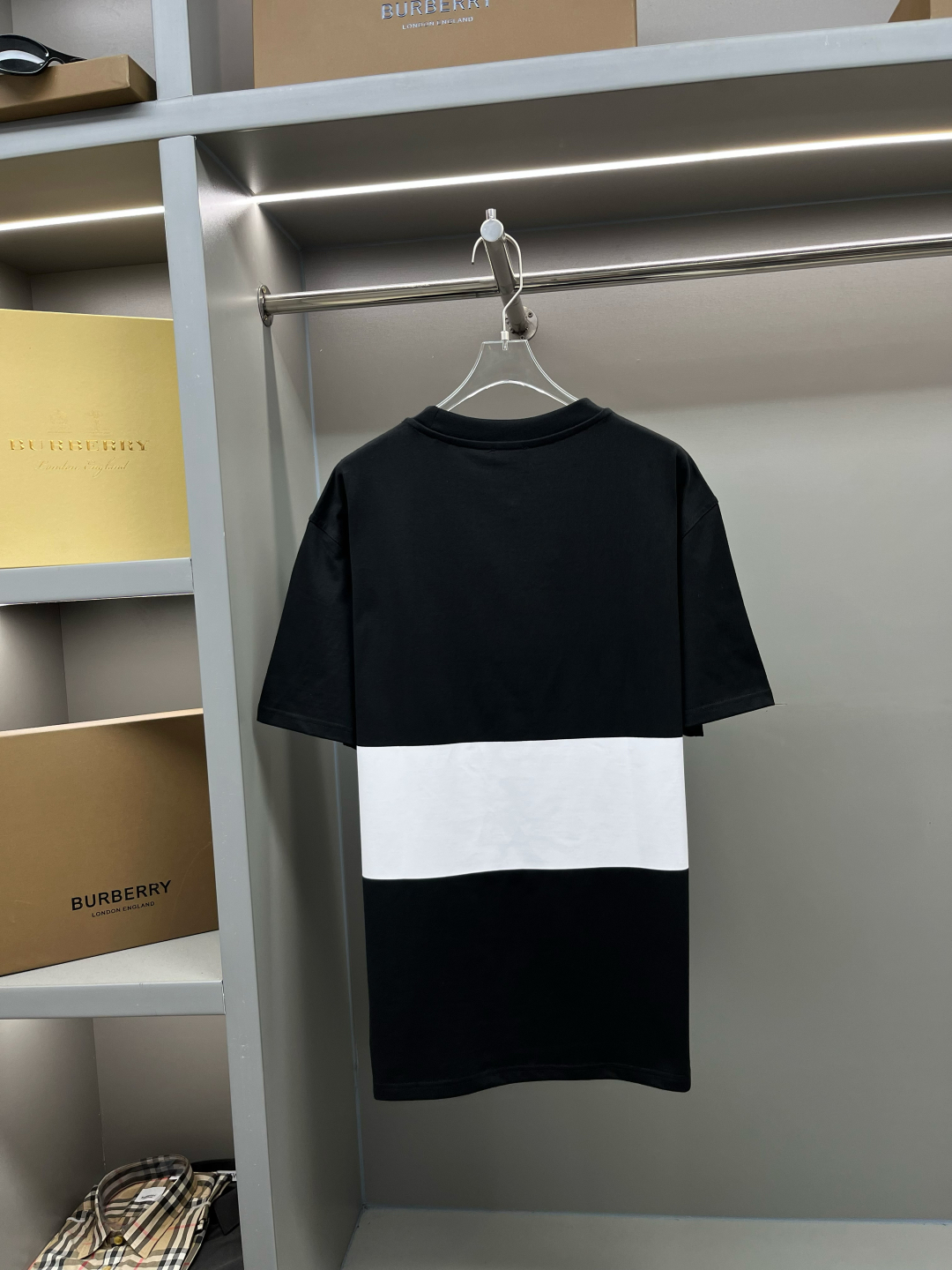 37_Burberry T-shirt