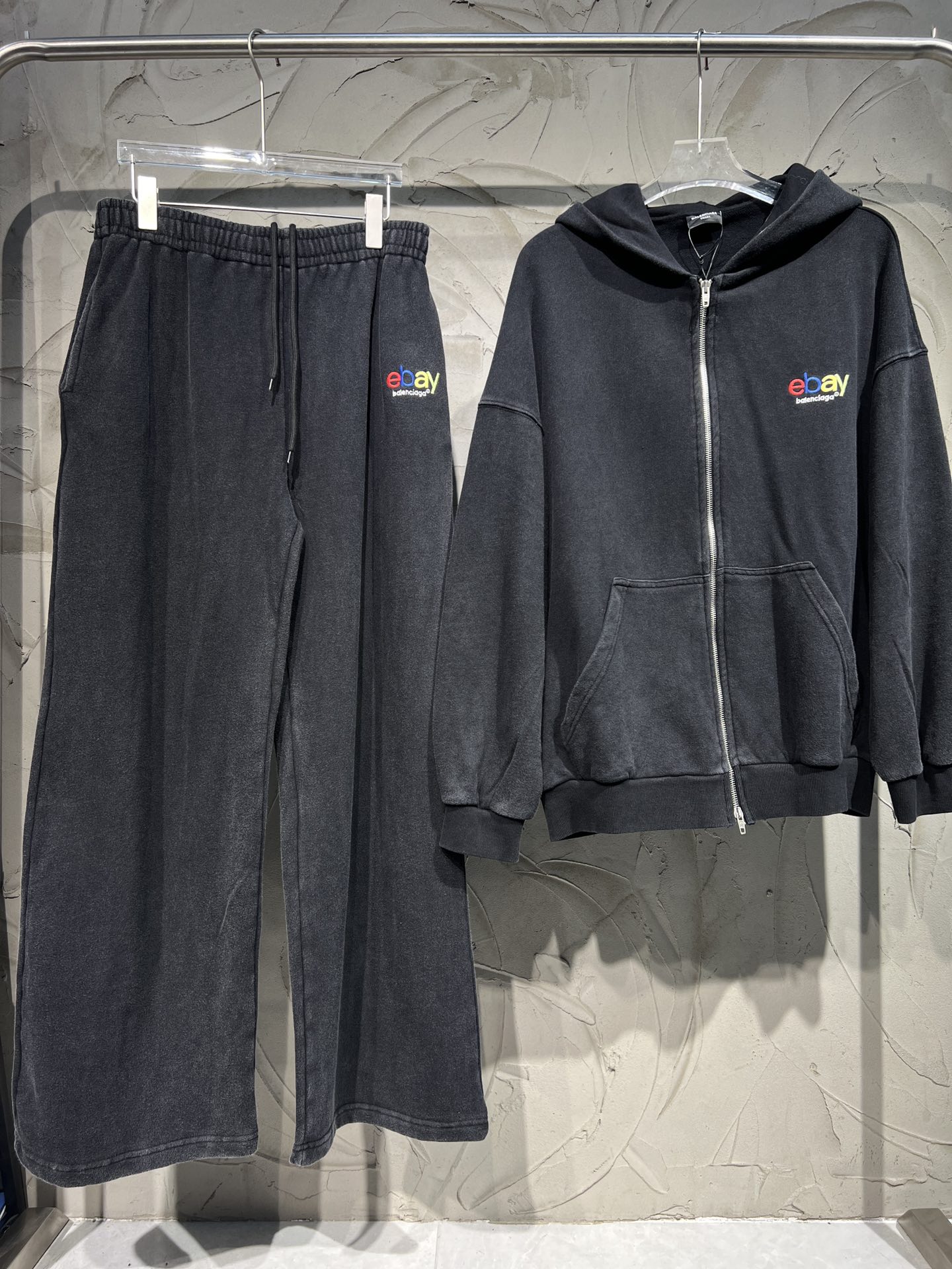 52_Balenciaga Tracksuit