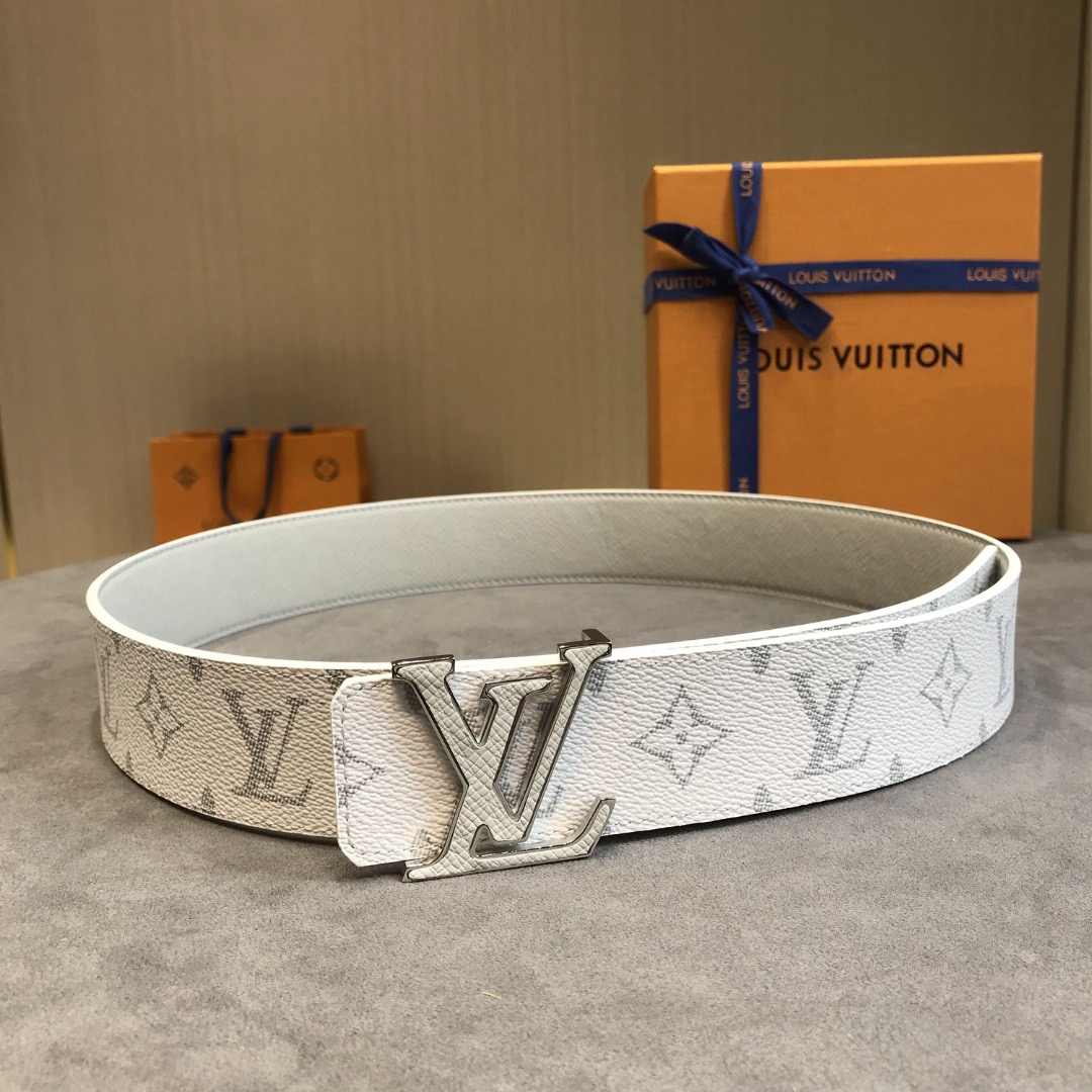 42_Louis Vuitton Belt
