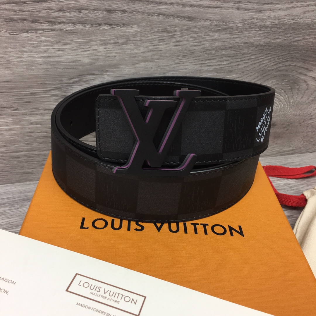 48_Louis Vuitton Belt
