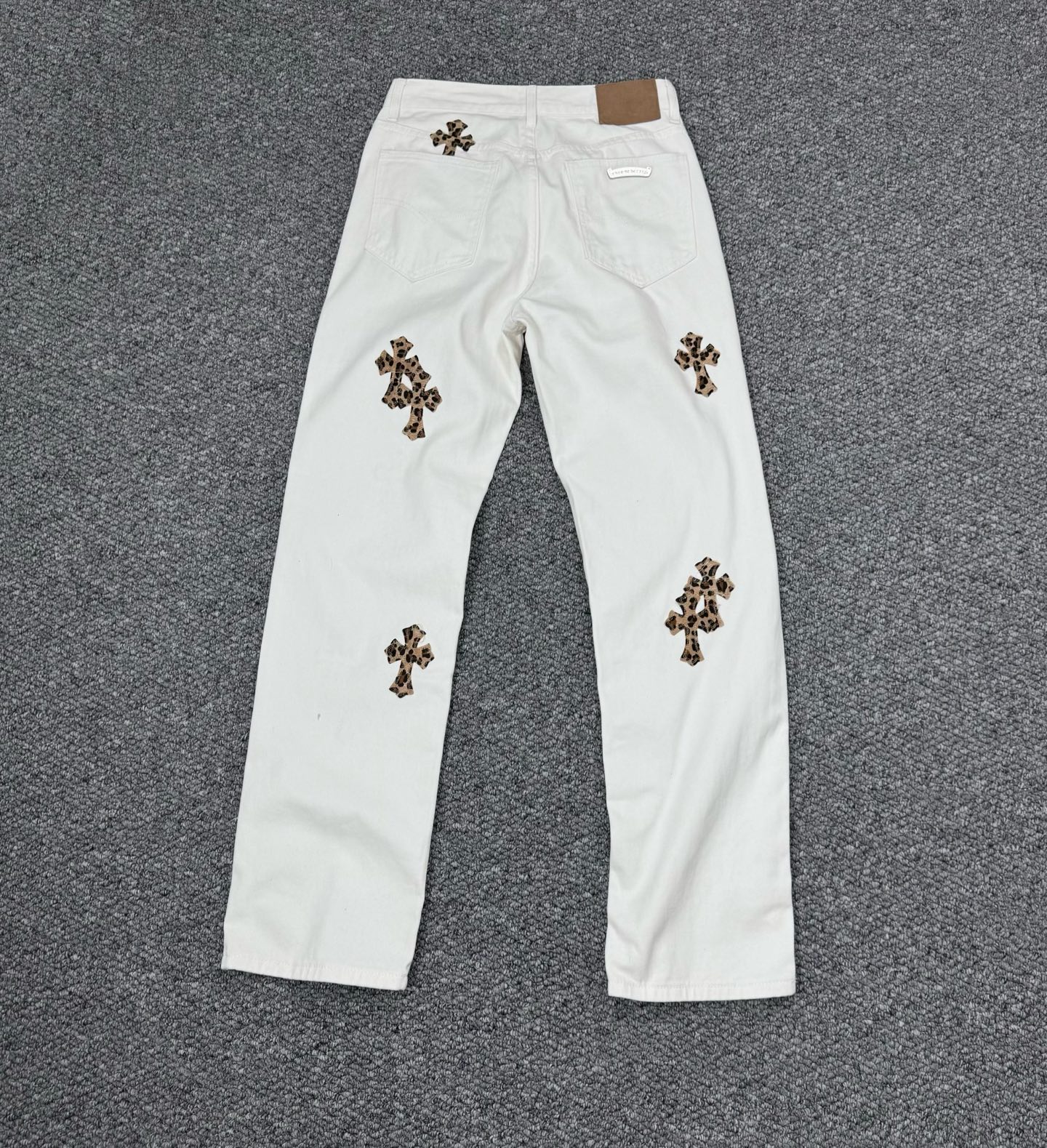 48_Chrome Heart Jeans