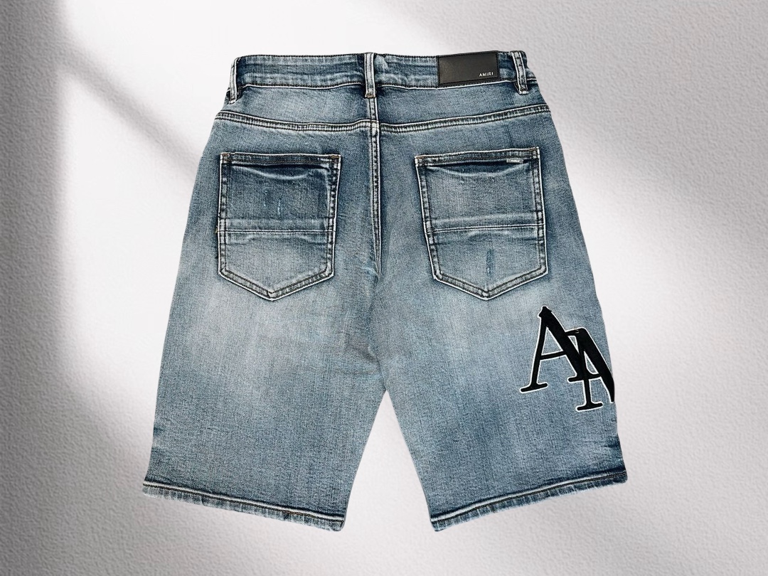 106_Amiri Shorts