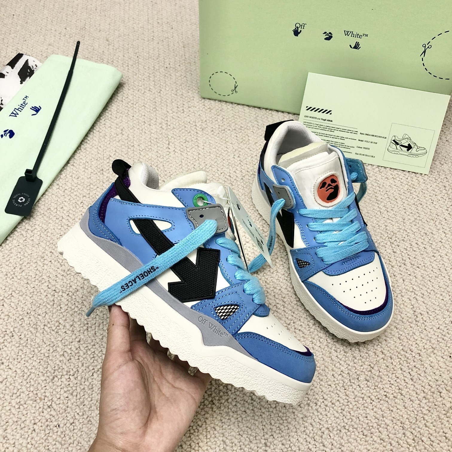 23_Off-White Shoes