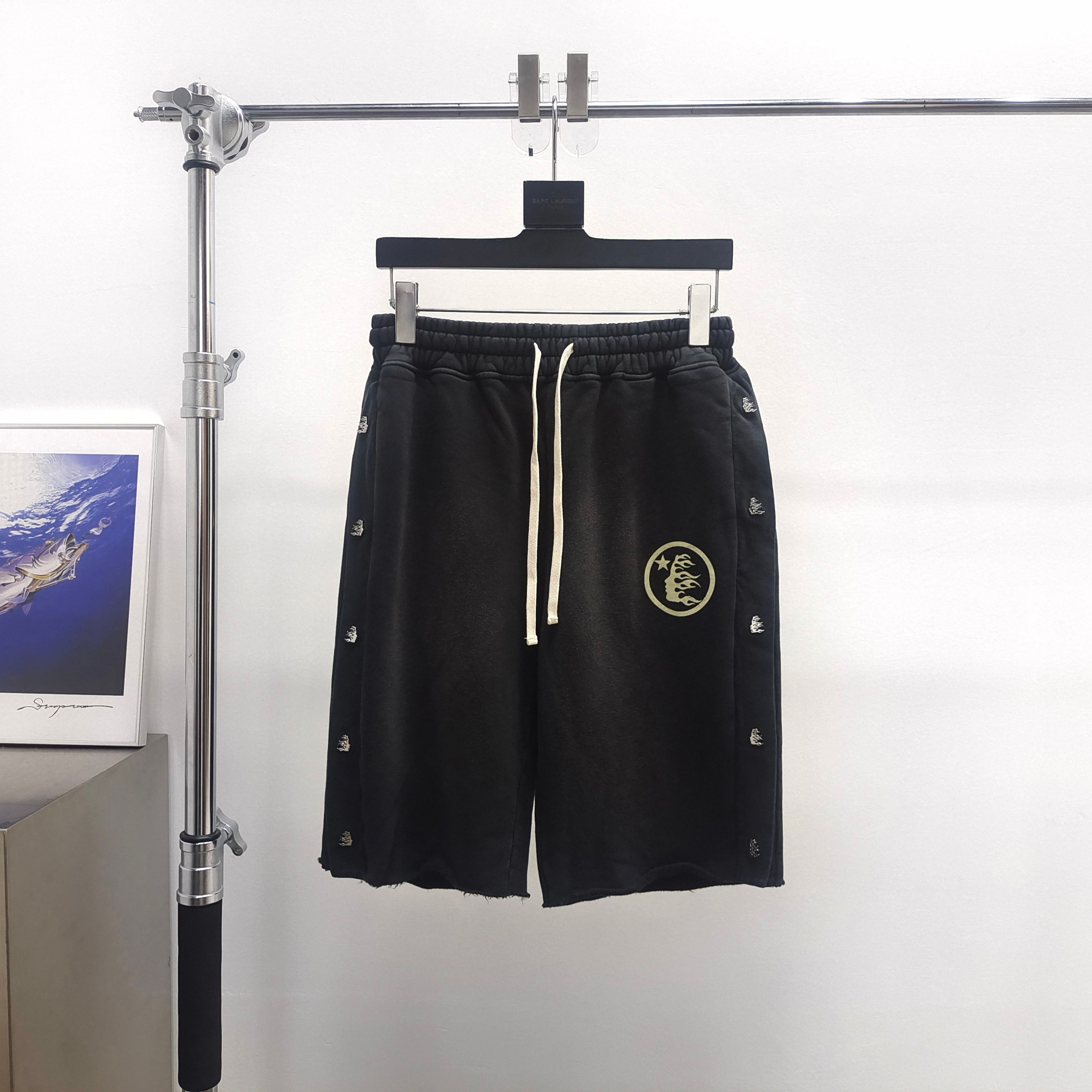 27_[1:1 NFC tag quality] Hellstar Shorts