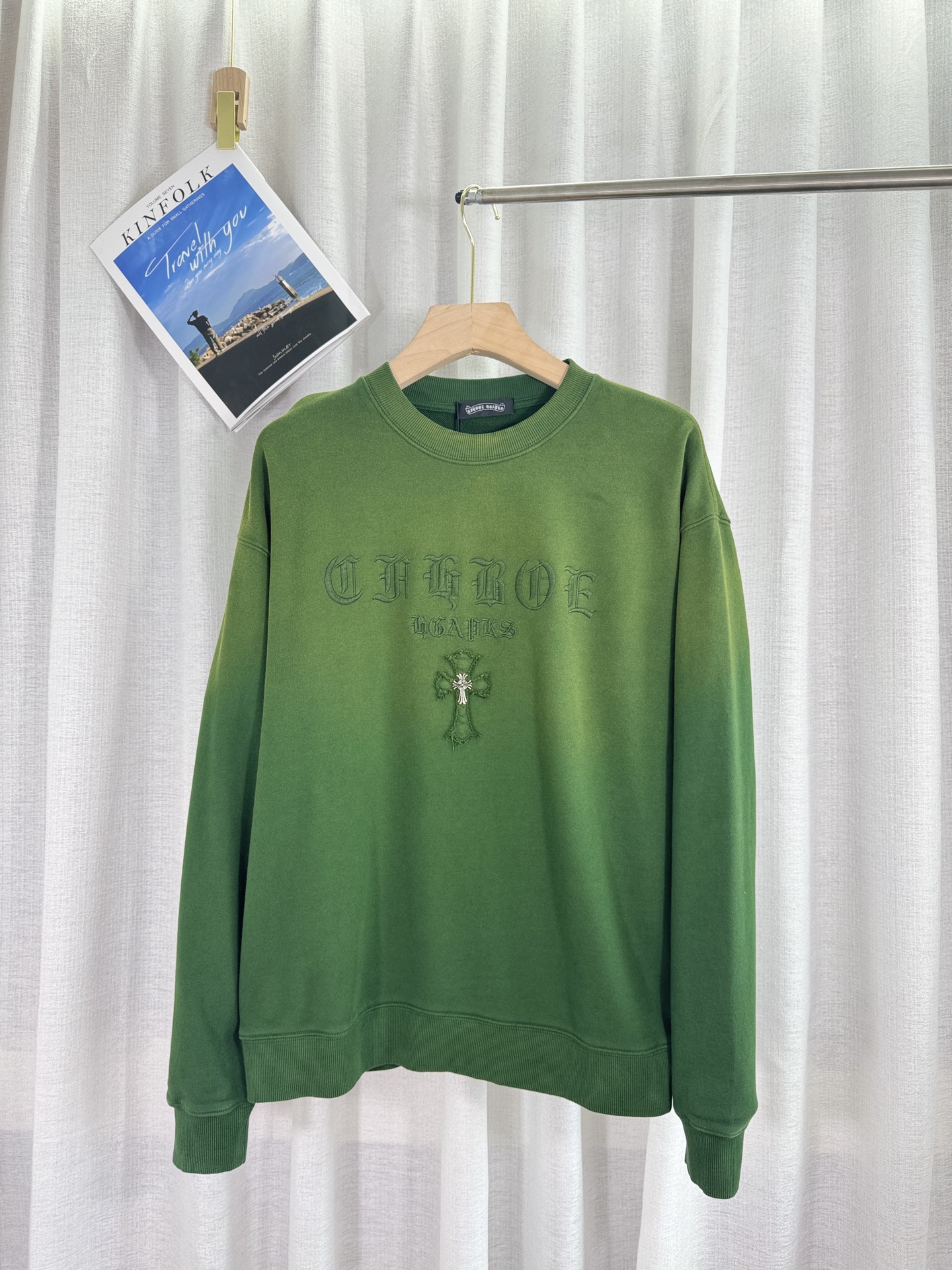 42_Chrome Heart Crewneck