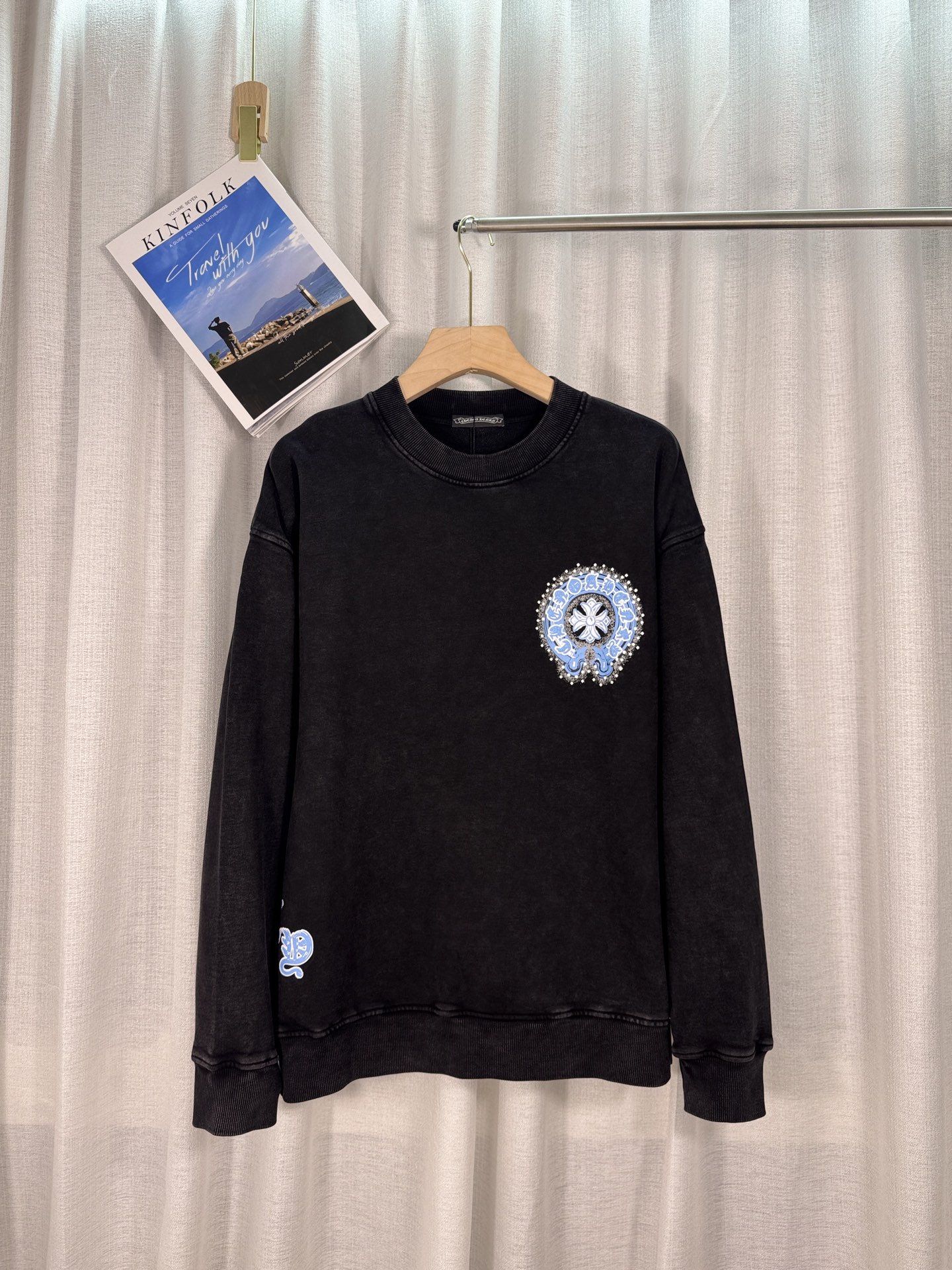 37_Chrome Heart Crewneck