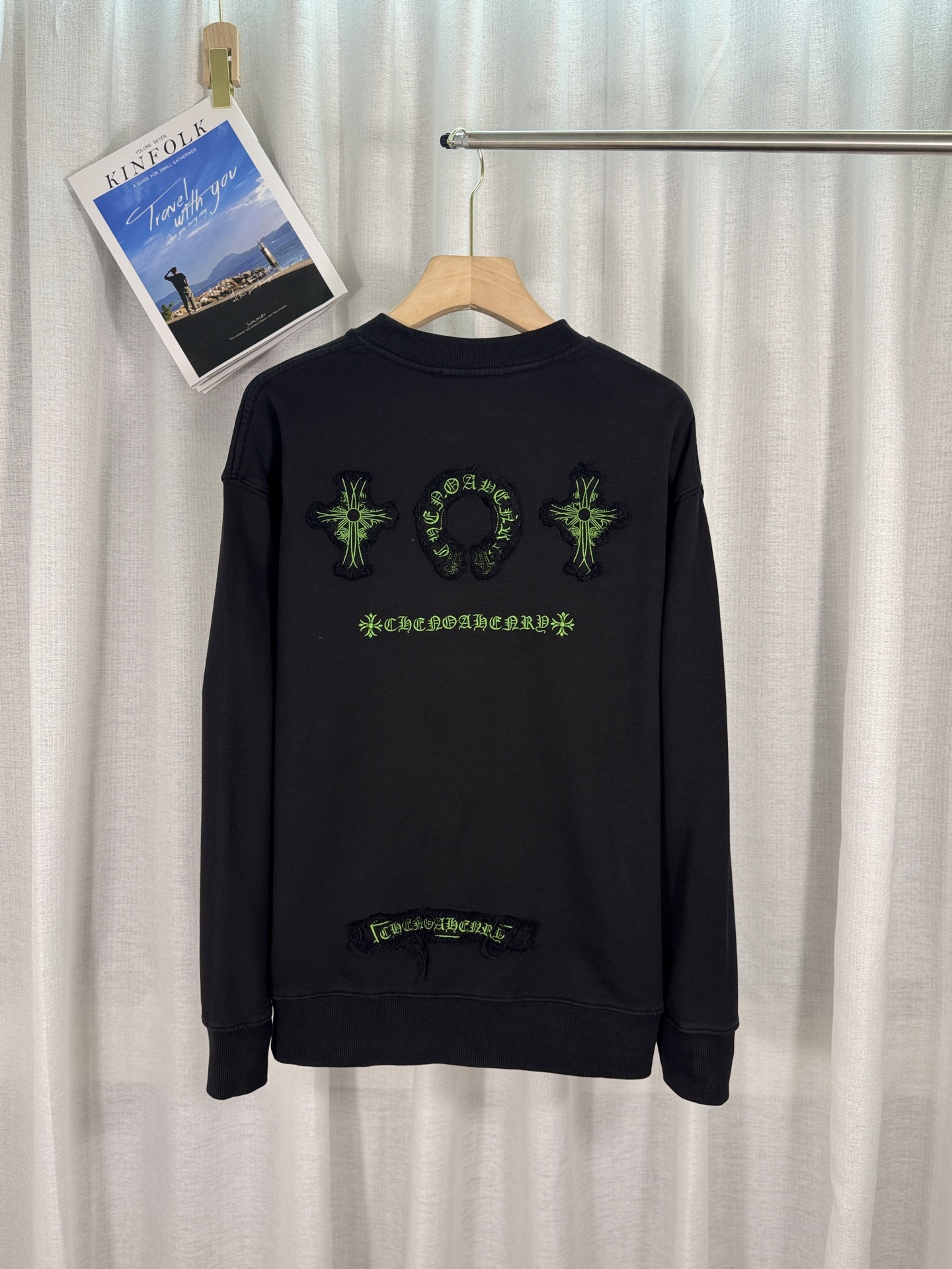 41_Chrome Heart Crewneck