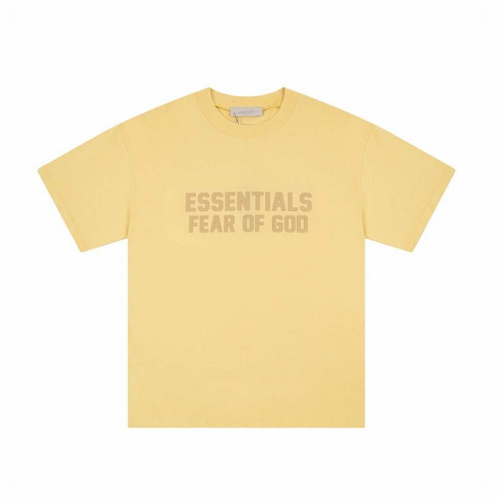 91_ESSENTIALS T-shirt