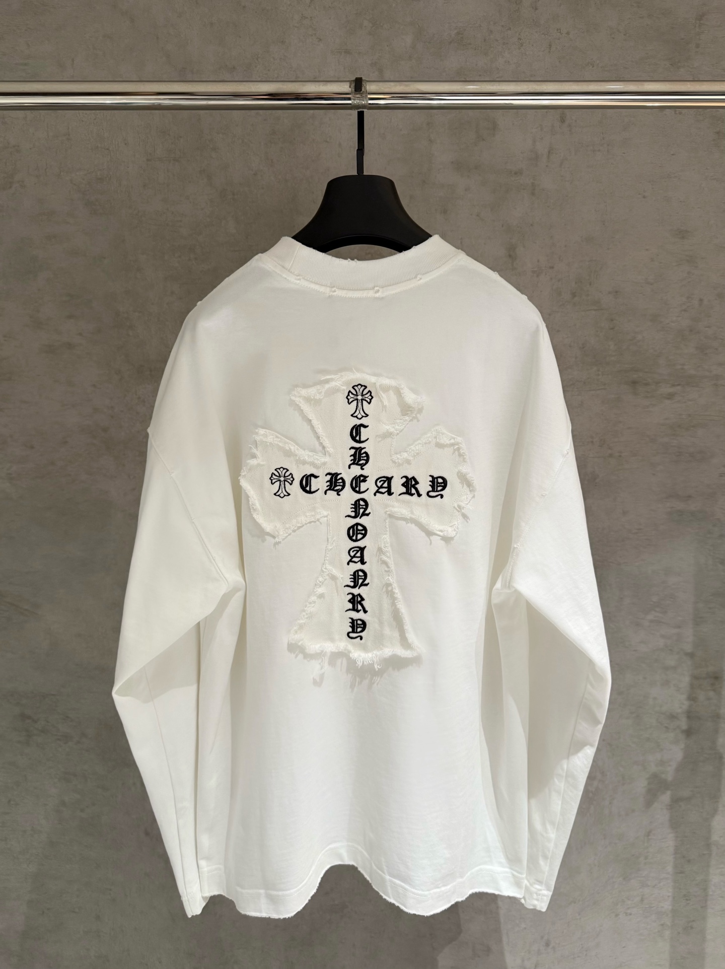 72_Chrome Heart Crewneck