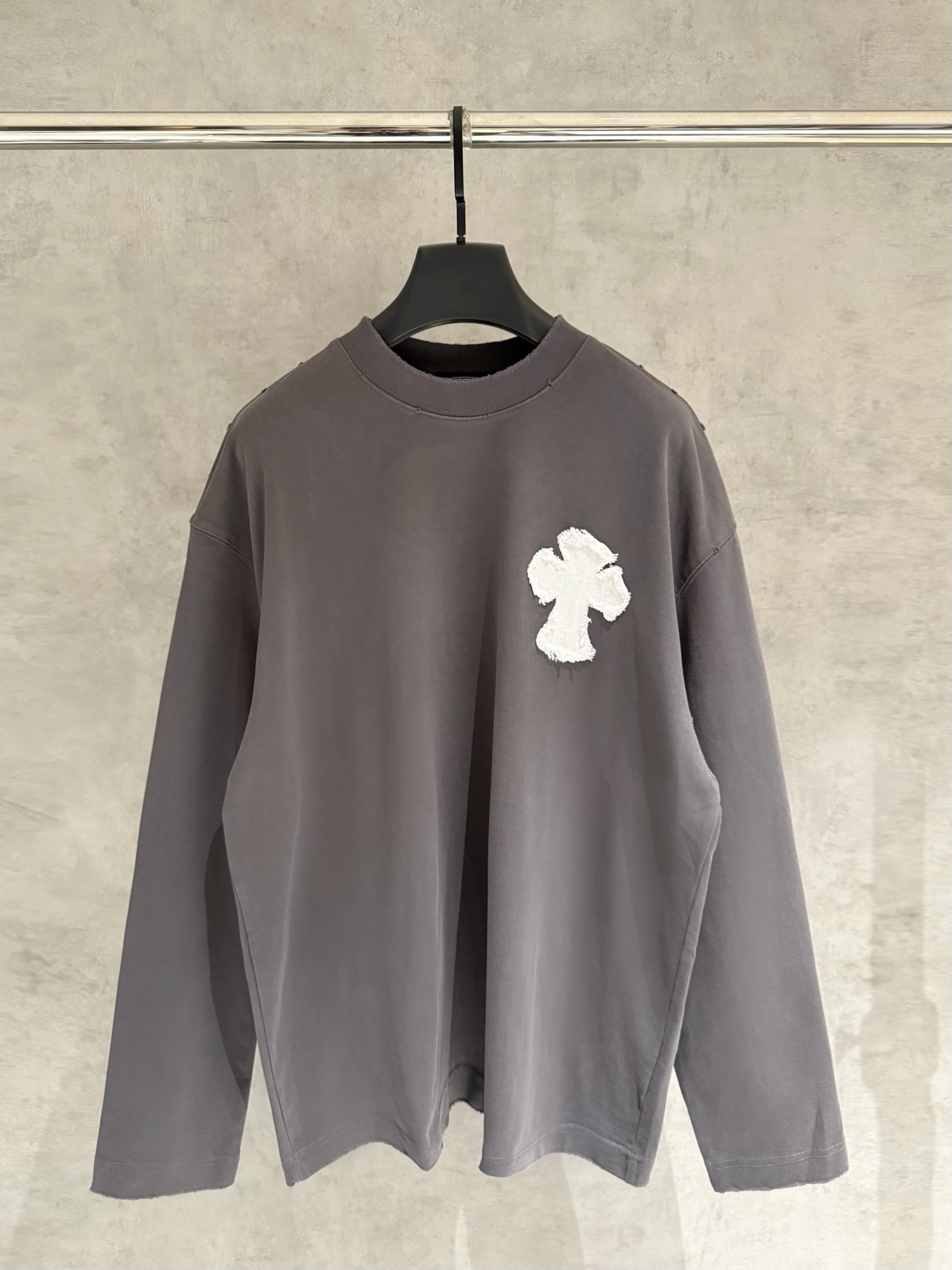 71_Chrome Heart Crewneck