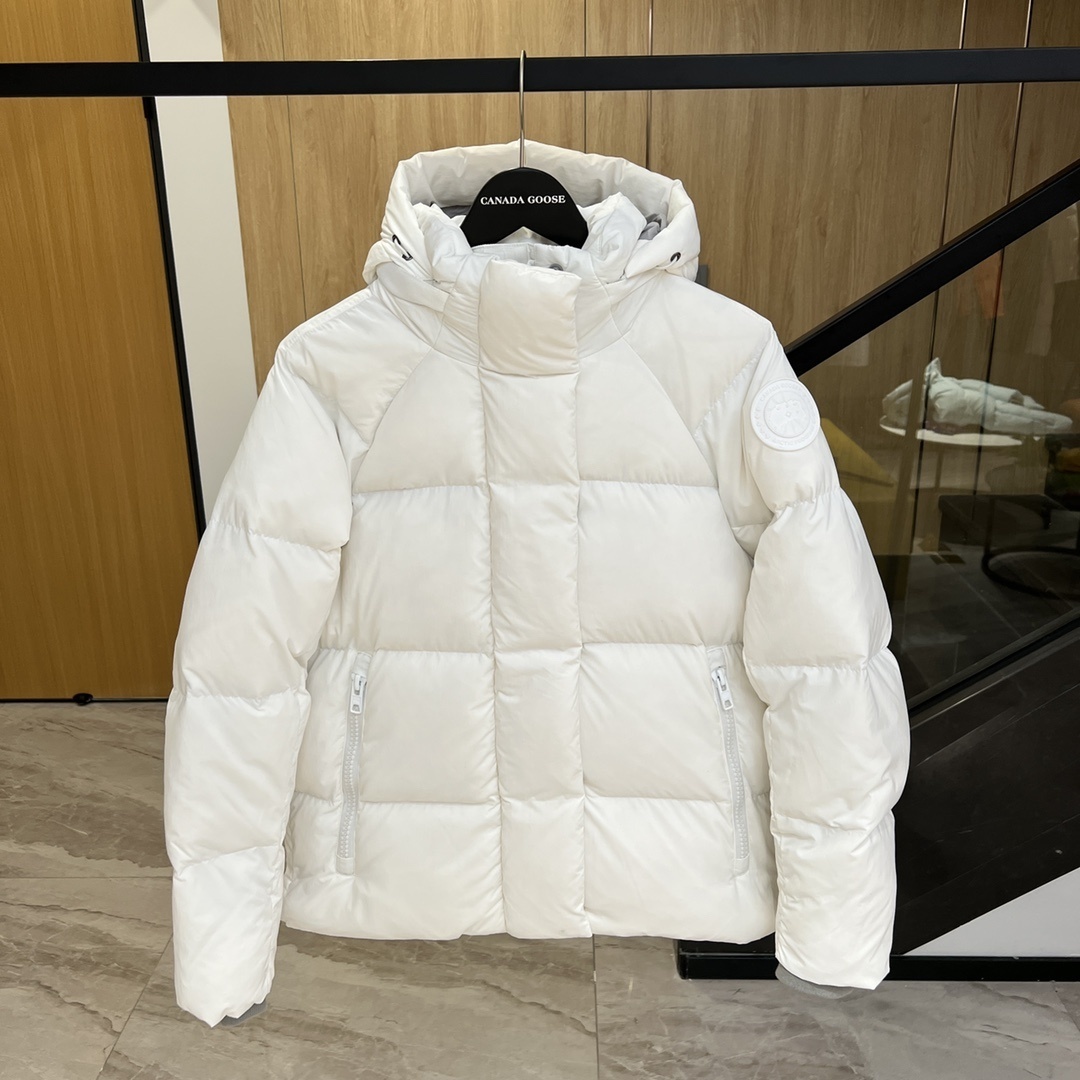 102_Canada Goose Down Jacket