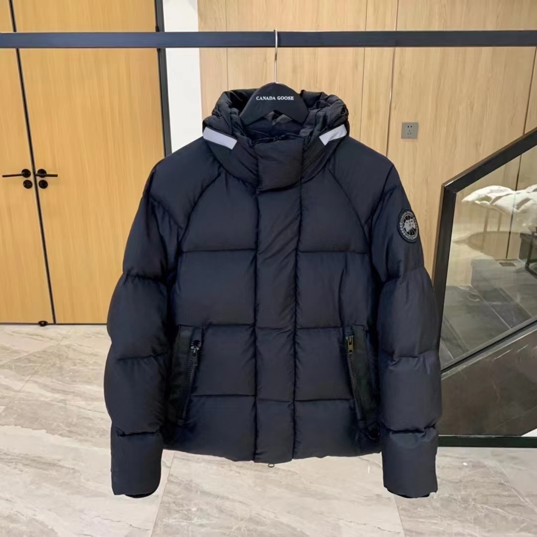 103_Canada Goose Down Jacket