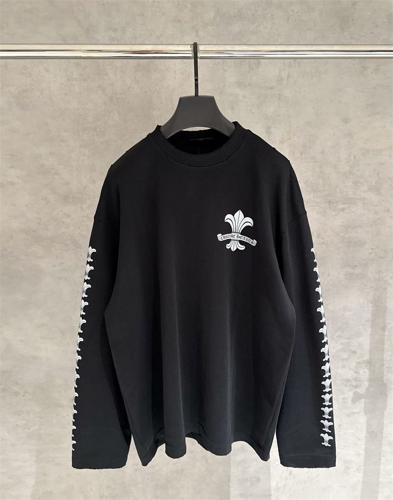 16_Chrome Heart Crewneck